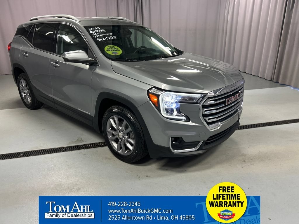 2023 GMC Terrain SLT