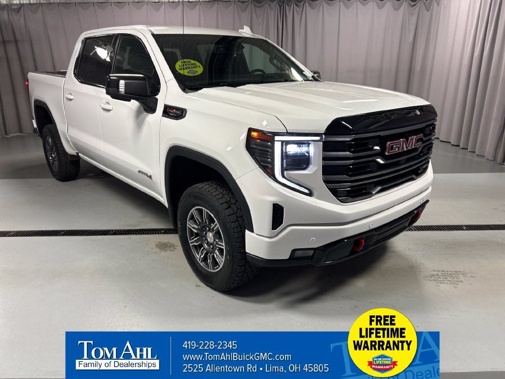 2025 GMC Sierra 1500 AT4