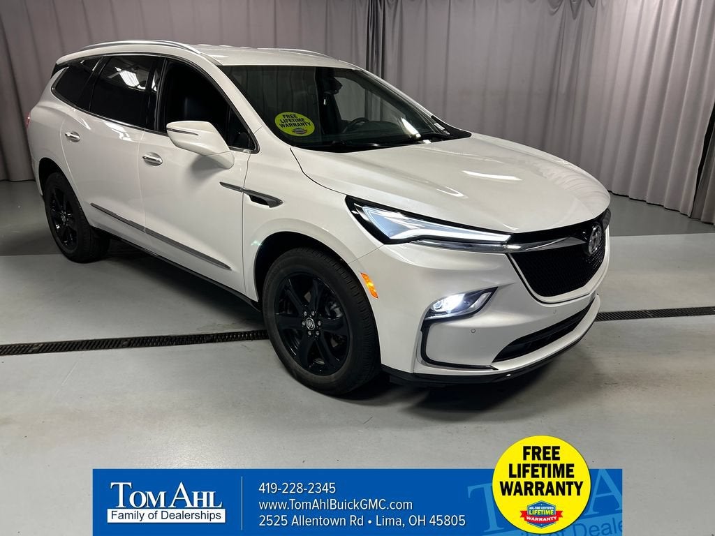 2024 Buick Enclave Essence